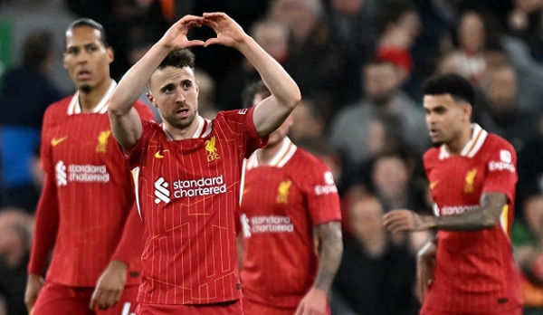 Liverpool hoàn thành trận đấ